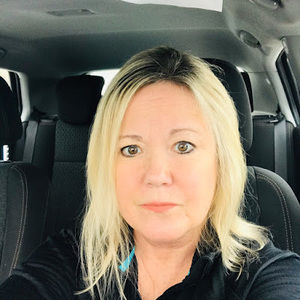 Meet your Posher, Becky